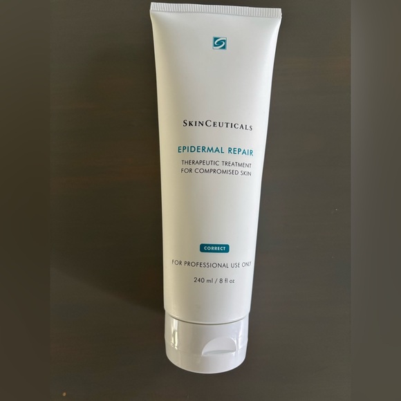 SkinCeuticals Other - SkinCeuticals Epidermal Repair Moisturizer -Professional size 8 ozs